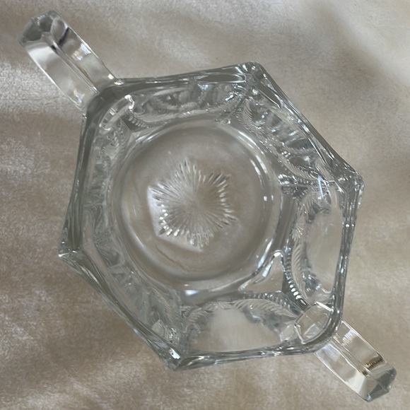 Antique Pres Cut Glass Swags & Flower Two Handle Sugar Bowl - Picture 5 of 8